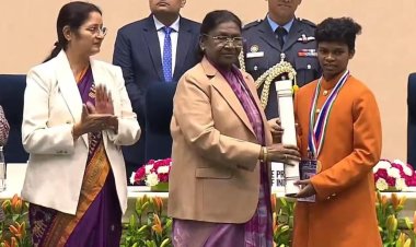 *Chief Minister Shri Vishnu Deo Sai Congratulates Yogita Mandavi for the Achievement*