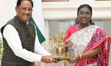 *Chief Minister Vishnu Deo Sai Meets President Droupadi Murmu, Extends Invitation to ‘Bastar Pandum 2026’*