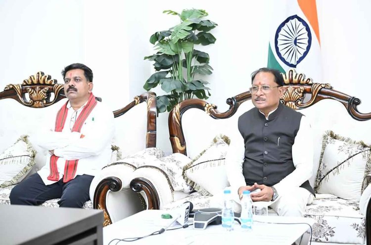 मुख्यमंत्री श्री विष्णु देव साय ने अंबिकापुर - दिल्ली - कोलकाता हवाई यात्रा का किया वर्चुअल शुभारंभ